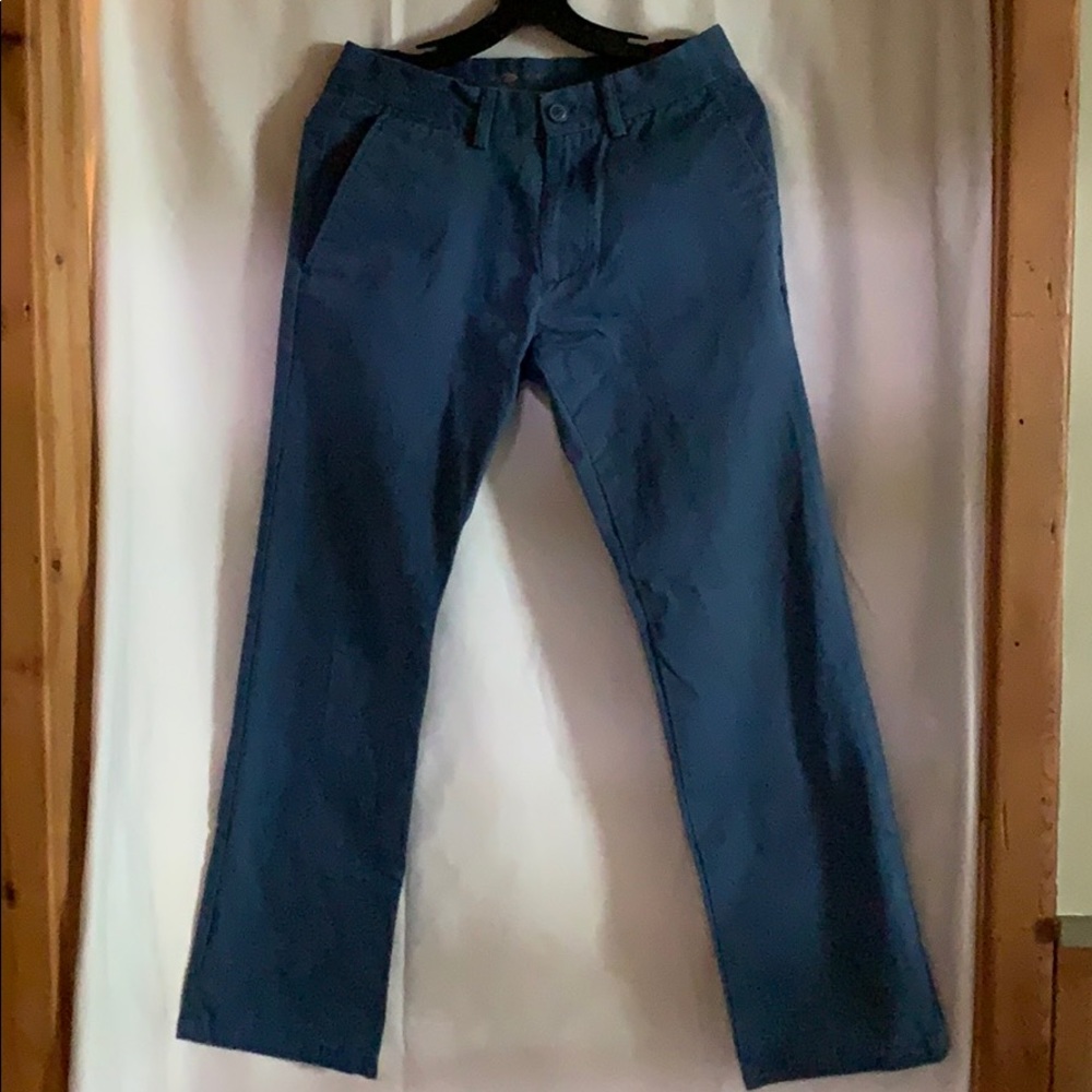Men’s Old Navy straight uniform khakis